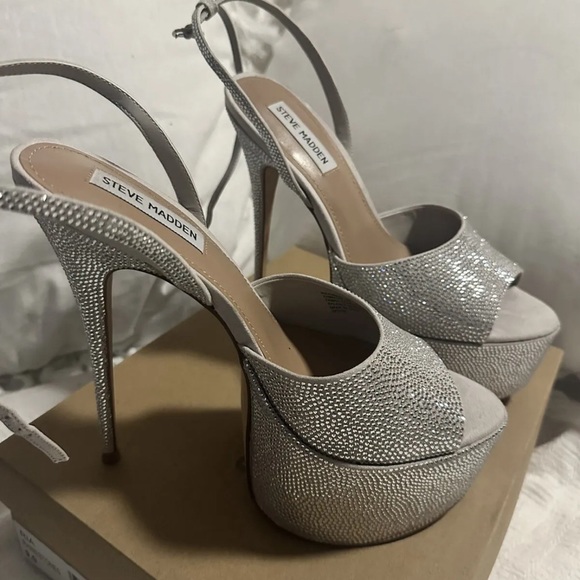 Steve Madden Platform Heels - Picture 2 of 7
